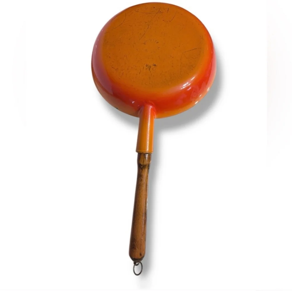 VINTAGE Flame Orange Enameled 9.5” Frying Saute Pan Wooden Handle